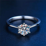 LADDYMODA Luxury Moissanite Ring 1Ct 925 placcato argento sterling per le donne ragazze fidanzamento banchetto di nozze festa di San Valentino regalo