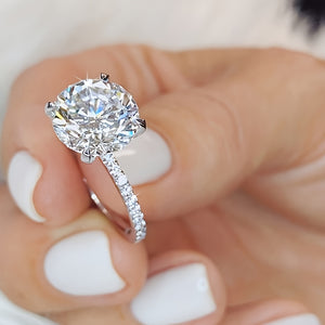 LADDYMODA Moissanite Ring 5.19 Ct Lab-Grown Round Brilliant Silvery Ring With Micro Pave Side Stones - LaddyModa